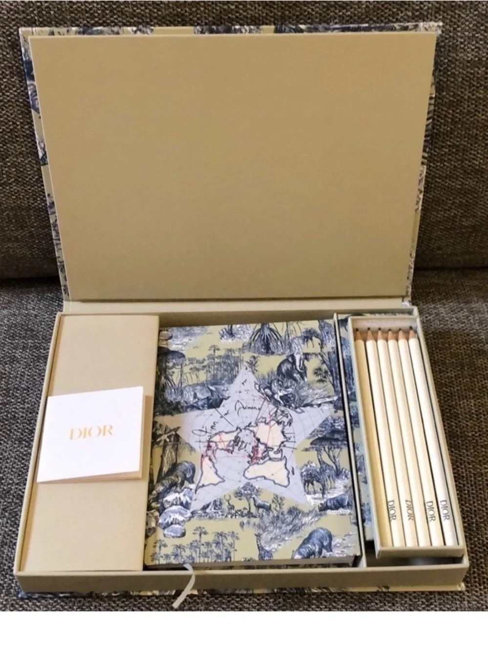 Christian Dior 